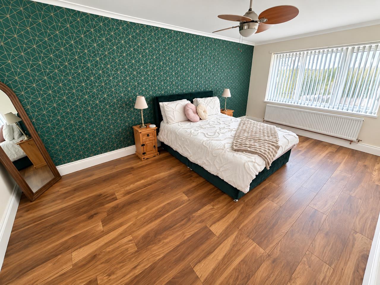 Goppa Road, Pontarddulais, Swansea, SA4 8JW